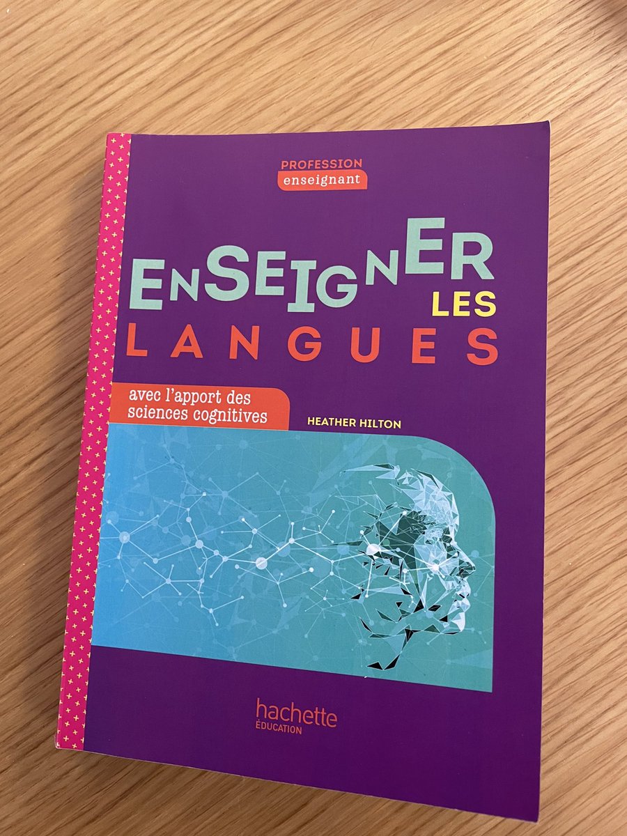 Pascal_Bouvet_'s tweet photo. [Didactique des langues]
📚Un grand bravo et un grand merci à Heather Hilton pour son ouvrage « Enseigner les langues : Avec l’apport des sciences cognitives », qui est non seulement clair, utile et intéressant, mais aussi engagé et engageant, convaincu et convaincant ! https://t.co/47nayoM5tJ