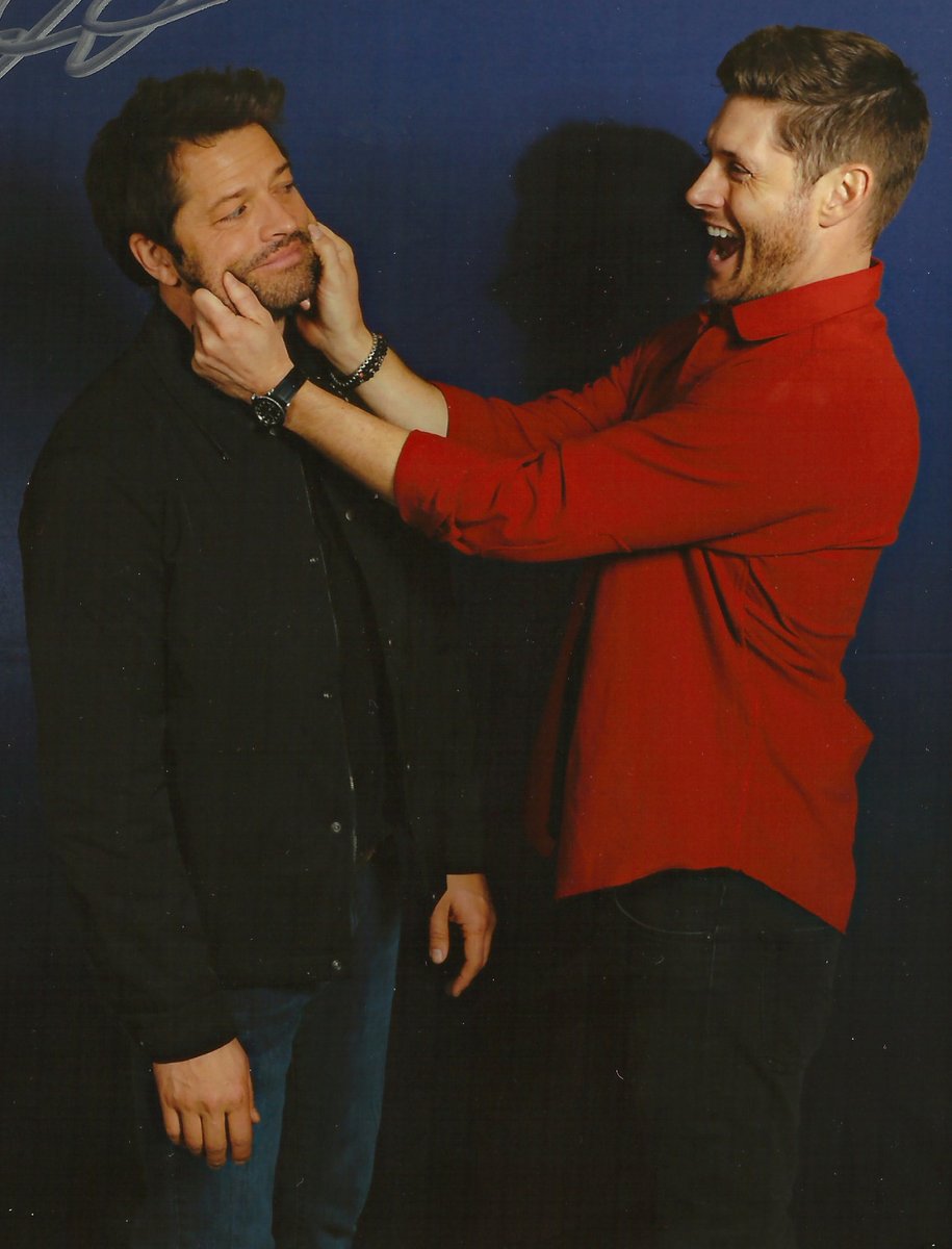 eu amo que o jensen faria exatamente a mesma coisa que eu <3
#JensenAcklesNaCCXP23
#MishaCollinsNaCCXP23 (146/365)