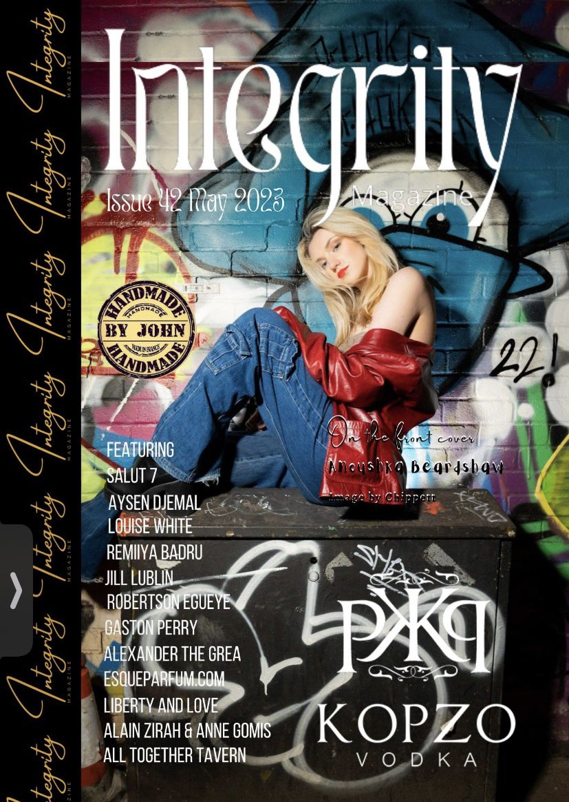 helmslou's tweet image. Thanks so much to @IntegrityMaga for my wonderful feature it’s epic I couldn’t take all the glory lol you will spot these true legends @shinysiany @CarrieGrant1 @cherylfergison1 as these are the ones  who have inspired me since day one out 1st May ❤️X #magazinelife #feature #fun