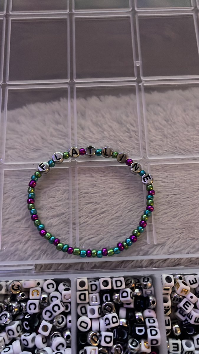 ashtonsgoatfr's tweet photo. a new one 
#5sosbracelets https://t.co/WPRmdlYjt4