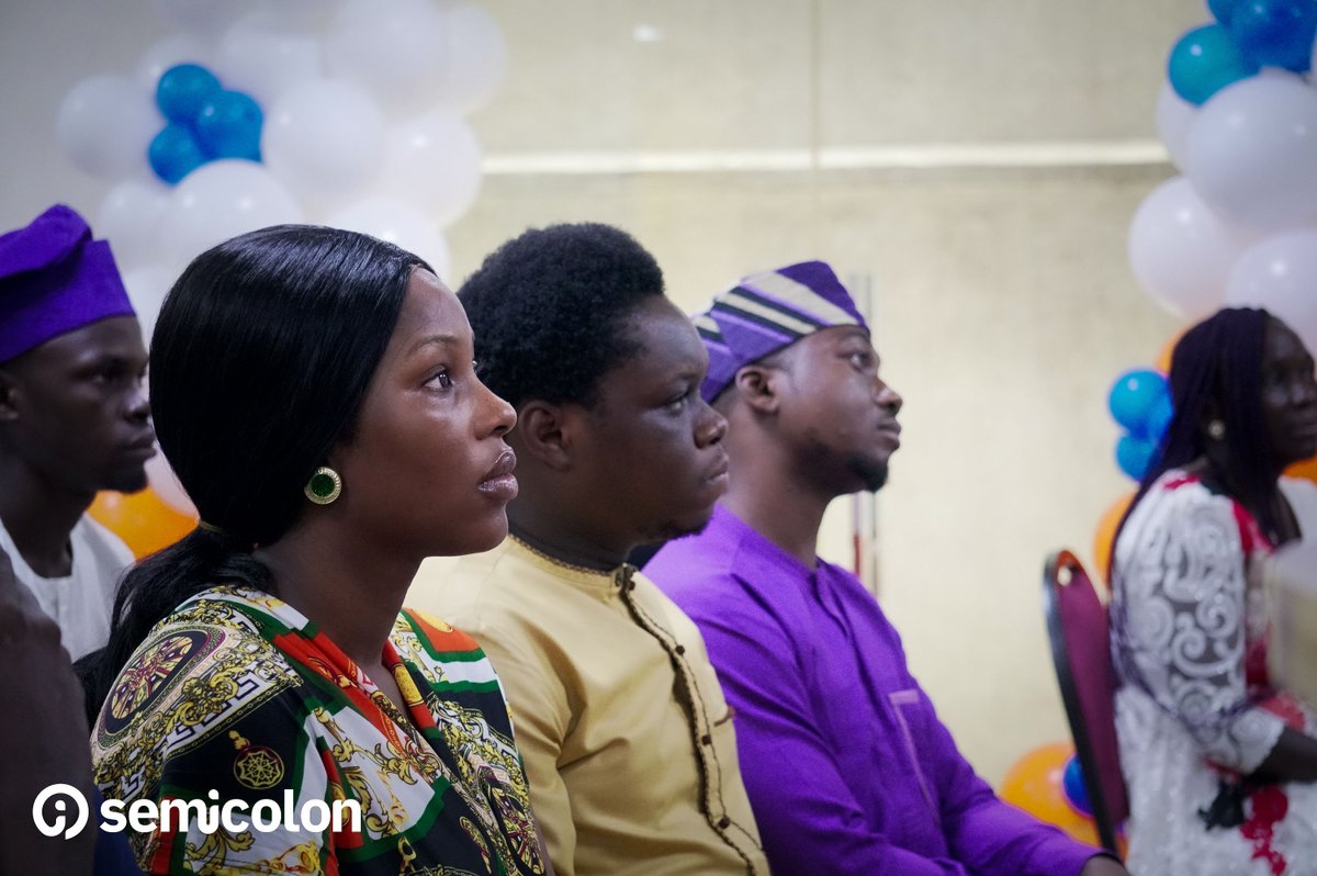 semicolonafrica's tweet photo. in the world. 🌍🚀
#SemicolonAfrica #softwareengineers #buildingforimpact #cohort10graduation https://t.co/kzVNPWBk2J
