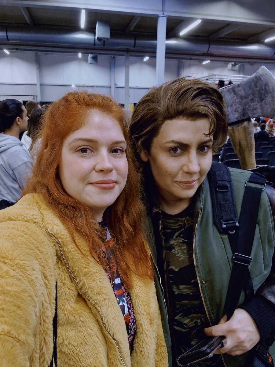 Lanelja's tweet photo. Danke für den schönen Tag heute @fujimiyaran 💚
#StrangerCon #GermanStrangerCon https://t.co/Kwh7LOi8FP