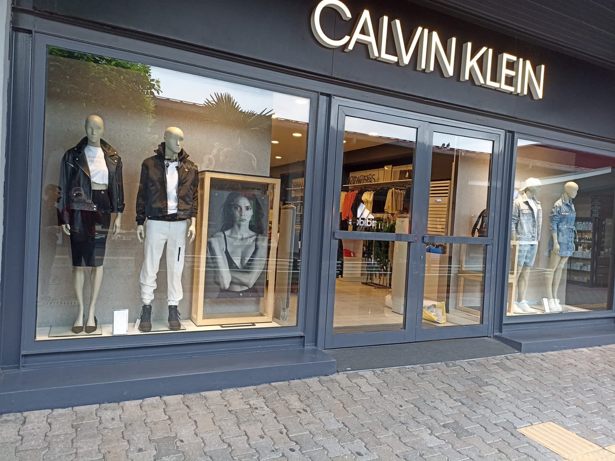 trendmecra's tweet photo. UV Teknolojisi uygulamalarımız.
Calvin Klein
#lightbox
#uvbaskı https://t.co/P8OJvHseCB