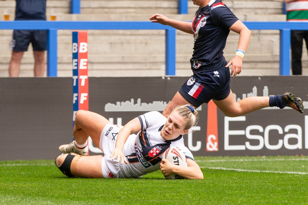 York RLFC Valkyrie (@yorkvalkyrie) on Twitter photo ๐ ๐๐๐ ๐ฉ๐ค ๐ ๐๐ก๐ฎ๐๐ง!
โ
York Valkyrie's top try-scorer!
โ
<a href="/RLWorld/">Rugby League World</a>'s BWSL Player of the Month for April!
โ
Scores on first <a href="/England_RL/">England Rugby League</a> appearance since 2019!
<a href="/TamzinRenouf/">Tamzin Renouf</a> ๐ค Anthony Higgins Transport
๐๏ธ bit.ly/3mTpBPA
#RiseUp | #WeAreYork ๐ ๐๐๐ ๐ฉ๐ค ๐ ๐๐ก๐ฎ๐๐ง!
โ
York Valkyrie's top try-scorer!
โ
<a href="/RLWorld/">Rugby League World</a>'s BWSL Player of the Month for April!
โ
Scores on first <a href="/England_RL/">England Rugby League</a> appearance since 2019!
<a href="/TamzinRenouf/">Tamzin Renouf</a> ๐ค Anthony Higgins Transport
๐๏ธ bit.ly/3mTpBPA
#RiseUp | #WeAreYork