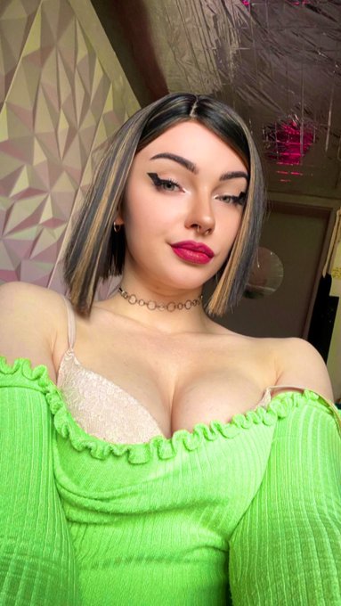 What&rsquo;s your favorite ice cream ?🍦 https://t.co/PIH6qwtXyF<a href="/tag/horny"class="tags"><span>#horny</span></a><a href="/tag/bunnygirl"class="tags"><span>#bunnygirl</span></a>