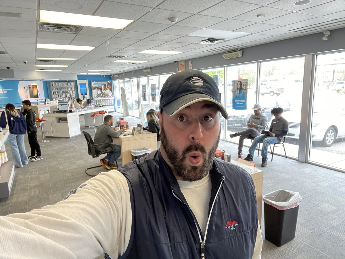 Team Prime Cranston is too busy to eat!!! So proud of this team grinding everyday towards finishing #1 in Prime! You guys got this! #4 is great #1 is legendary!!! @pnixnix @TheRealOurNE @ChickfilA @emilywiper