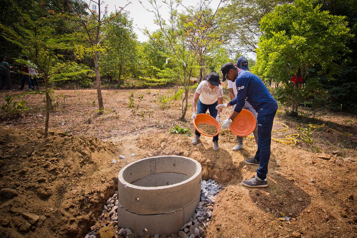 C2CVoice's tweet photo. Campus 2 Community partnered with EY GDS and their volunteers to install 60 groundwater recharge pits in Biopark 2 of BU, contributing towards SDG 8 and 17 for clean water and partnerships for goals. Together, we built a sustainable future! #sustainability #SDGs #partnerships https://t.co/dvXGkLBPyT