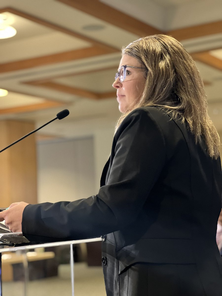 jelevenson's tweet image. Katie Fatigante discusses the heart team. She is the ❤️ of ours!! #UPMCValve