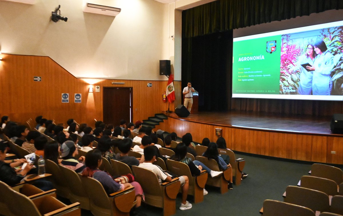 UNALM_online's tweet photo. 🌱 #CharlasInformativas | 👩🏫La DAP- UNALM te invita a participar de esta actividad dirigida a instituciones educativas (alumnos de 4to y 5to de secundaria) y academias pre universitarias.
📧+info: https://t.co/FFpNkfSMw8 https://t.co/BQ19p4Pi6O