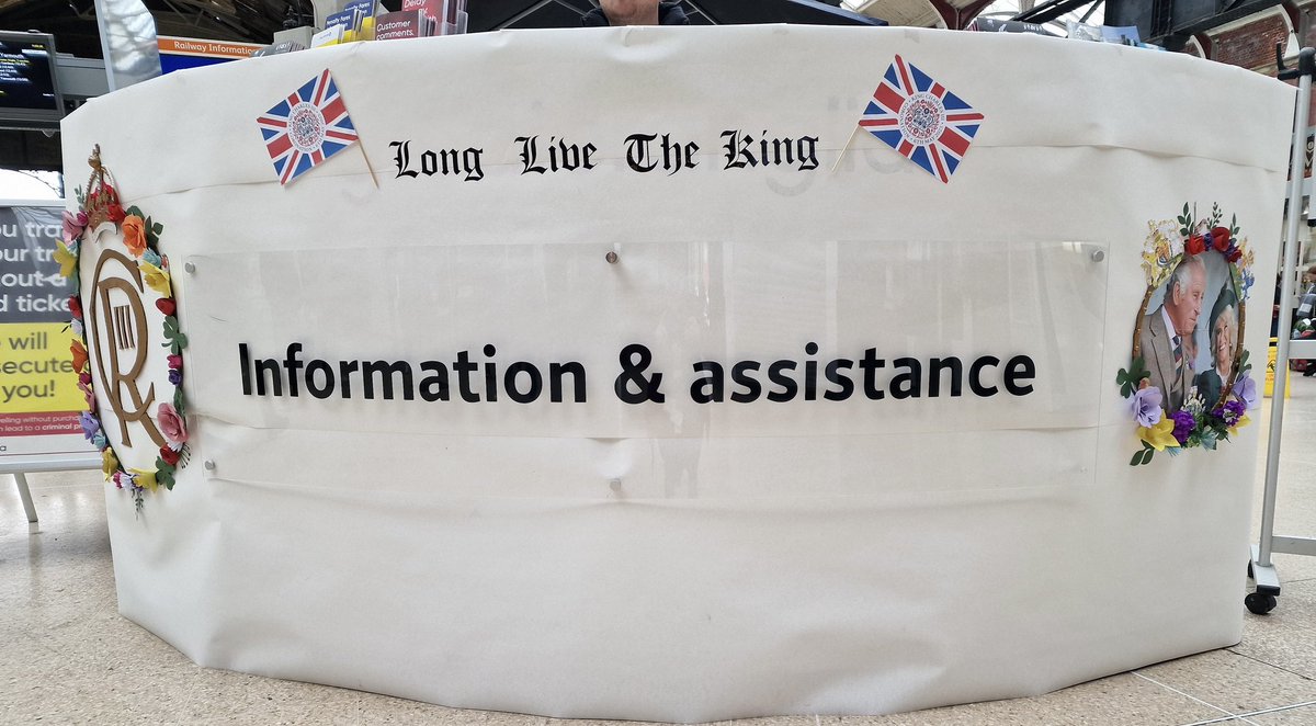 chuckleoftheday's tweet photo. Getting the station ready for the coronation 🤴🏻 #Coronation #KingCharlesIII #LongLiveTheKing @greateranglia @GreaterAngliaPR https://t.co/TEACxj3xiL