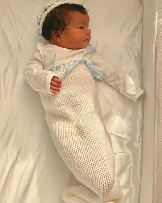 Made_by_Mich_20's tweet photo. Sweet baby girl in her #newbornset sleep sack and hat. Sets are ready for #newbornphotos, #babyshower gifts, and #goinghomeoutfit! Many colors available. 20USD delivered, 25USD shipped to the US. Comment or DM me to order. #crochet #crocheting #knit #handmadebyme #handmadegifts https://t.co/788VVljrhQ