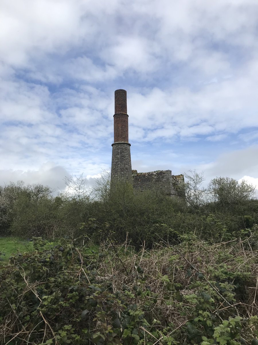floweringpot's tweet photo. Godolpin and Tregonning. Lovelylong walk with some good friends, but my legs feel it now....#godolphin #tregonning #cornishwalker #cornishauthor https://t.co/7T2LlX6uFp