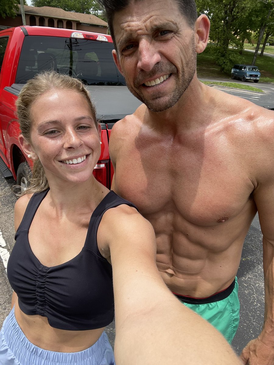 Sissy and I chas1ng best today. She went from 3 mile club to the 5 mile club 👀✔️