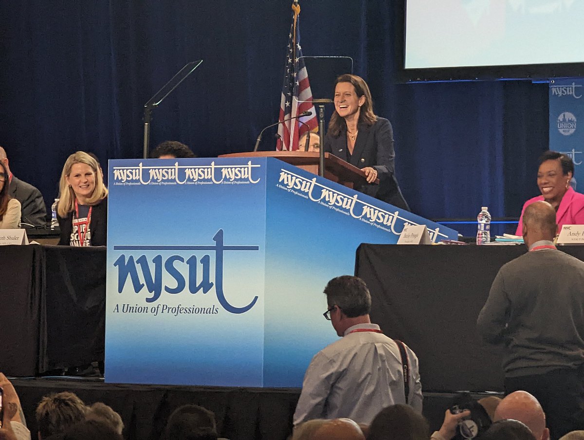 Welcome to the NYSUT presidency @MelindaJPerson !! We look forward to the great things we can all achieve together!! #publicschoolsuniteus @coachcant @NYSUTWNY