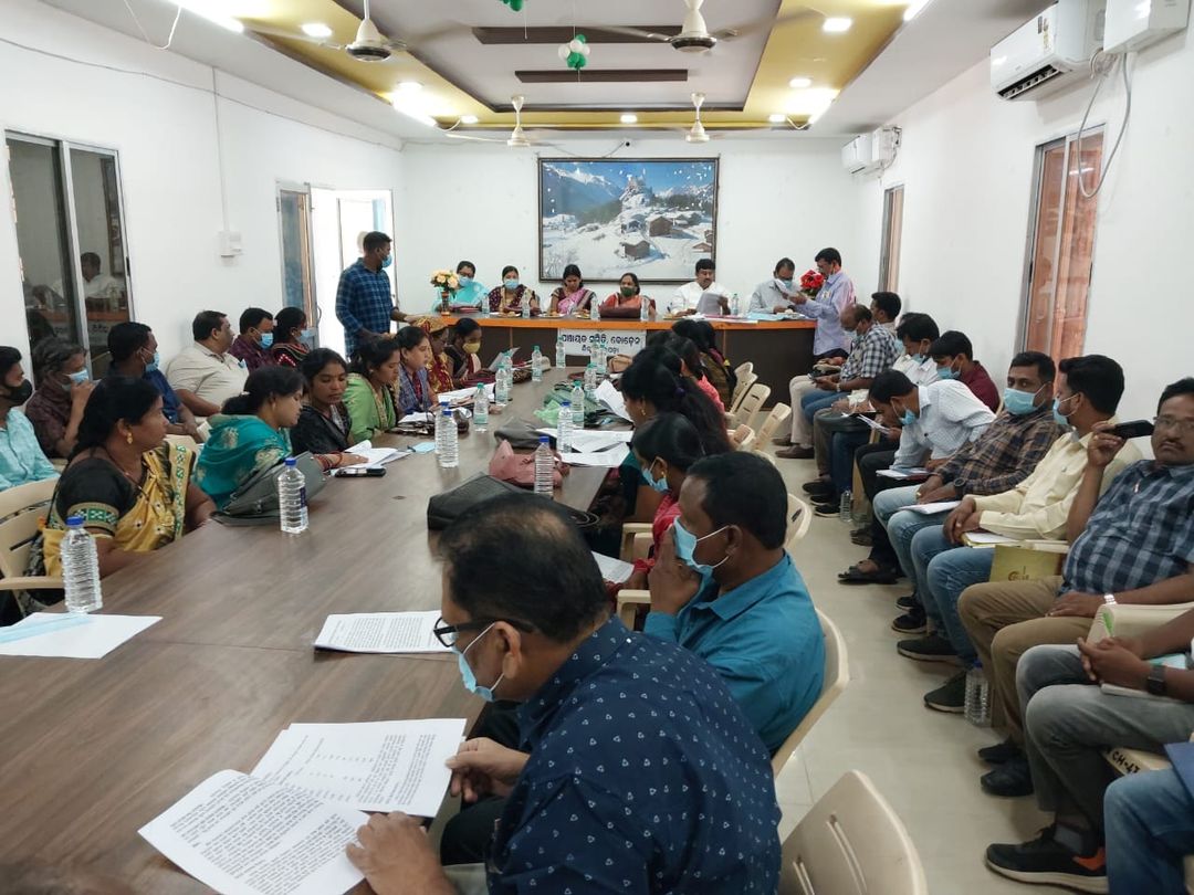 I had the opportunity to participate in the Panchayat Samiti meeting of Boden Block today, alongside elected representatives and government officials.

The discussion revolved around the progress of ongoing developmental works and their efficient execution.
#MyKhariarMyPride