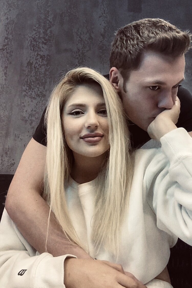 AyTolOfficialFc's tweet image. bize olan güveniniz bizim size olan sevgimiz o kadar güzel bir şey ki sizi çok seviyoruz sonuna kadar arkanızdayız

TekDerdimiz AyTol