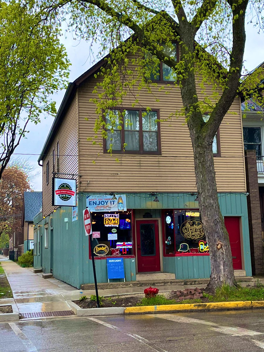 Chicago Bars tweet media