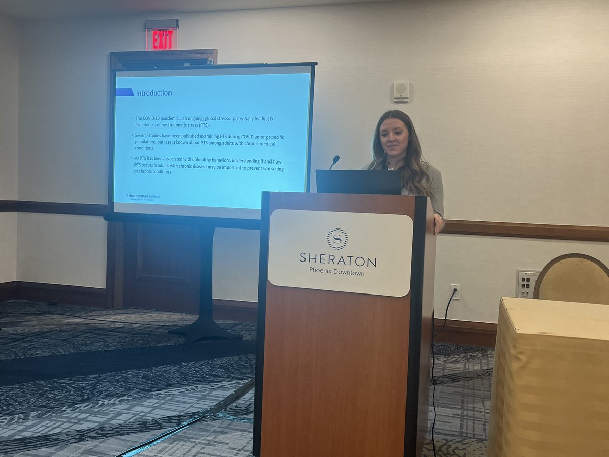 Rounding third and repping <a href="/NUCAHRA/">Michael Wolf</a>, I presented findings <a href="/BehavioralMed/">SBM</a> that 34% of adults with chronic conditions had posttraumatic stress 1.5yrs into COVID and was associated w/ anx, dep, poor sleep, worse med adherence and poorer nutrition. #SBM2023