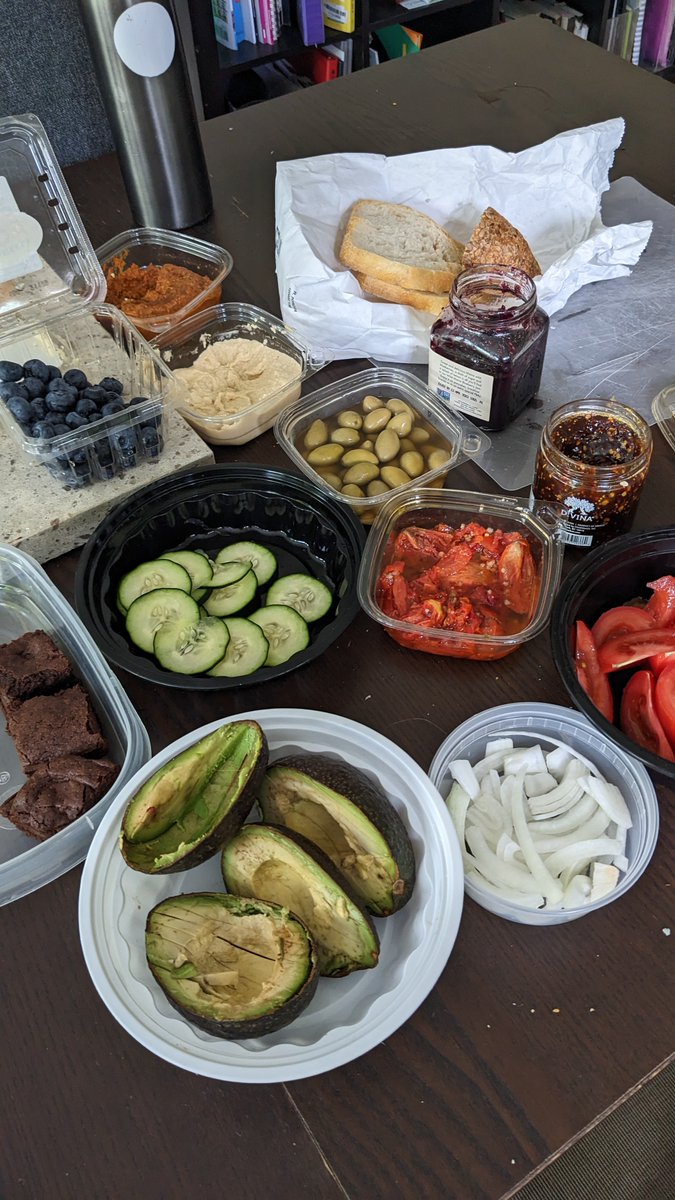 seralinardi's tweet photo. Scenes from @CaasiPitt spring 23 breakfast by the lake with students &amp; faculty from @GSPIA , @PittEcon, @PittLaw, Sociology, English, @SciPitt, industrial engineering . https://t.co/7VMa7w6tO5