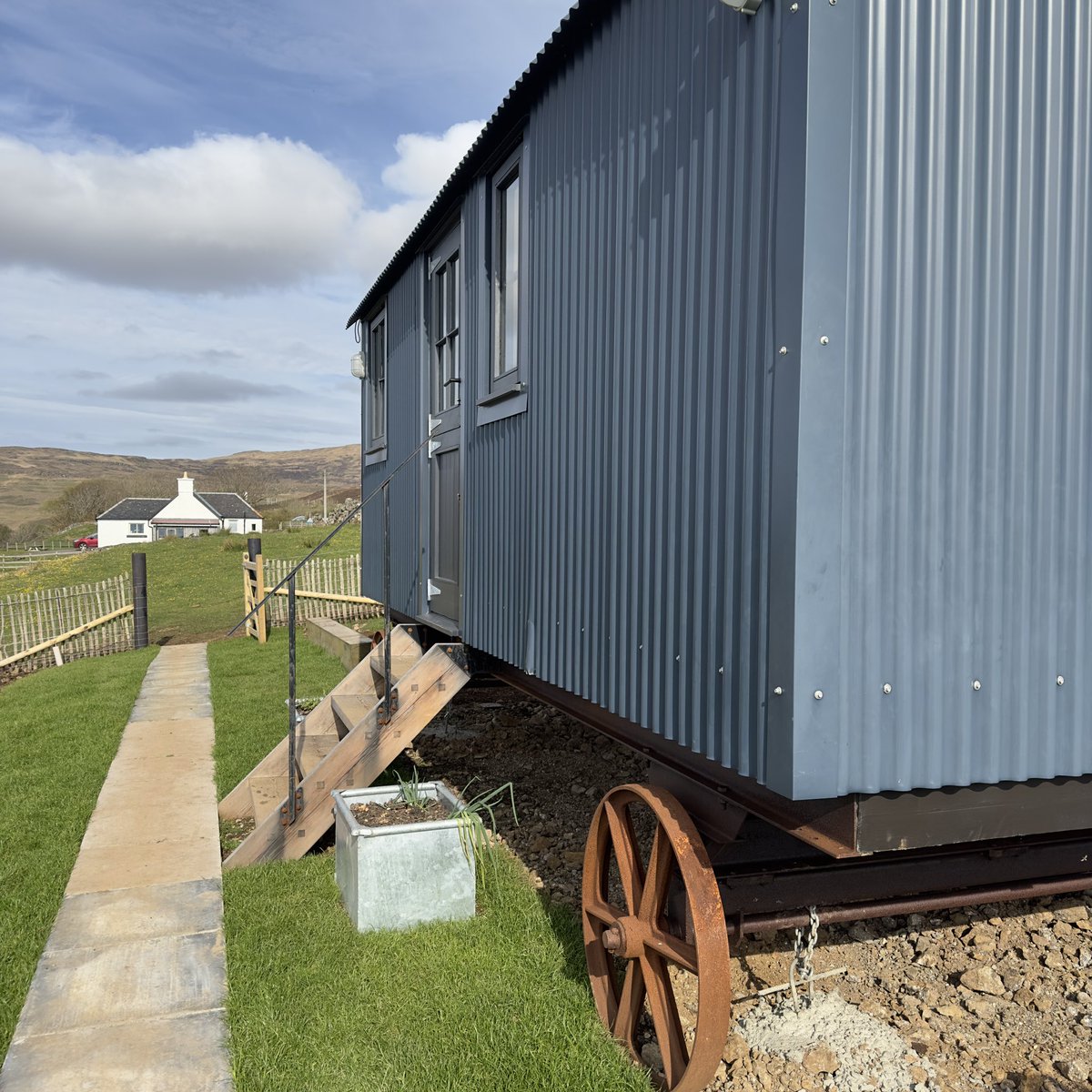 Last minute landscaping to our Shepherds Hut before first guests of the season next weekend. Plenty of availability over the summer for 3, 4 or 7 night stays.  #slowtourism Beautiful coastal farm, Wood fired outdoor bath, wood fired outdoor pizza oven. treshnish.co.uk/make-a-booking/