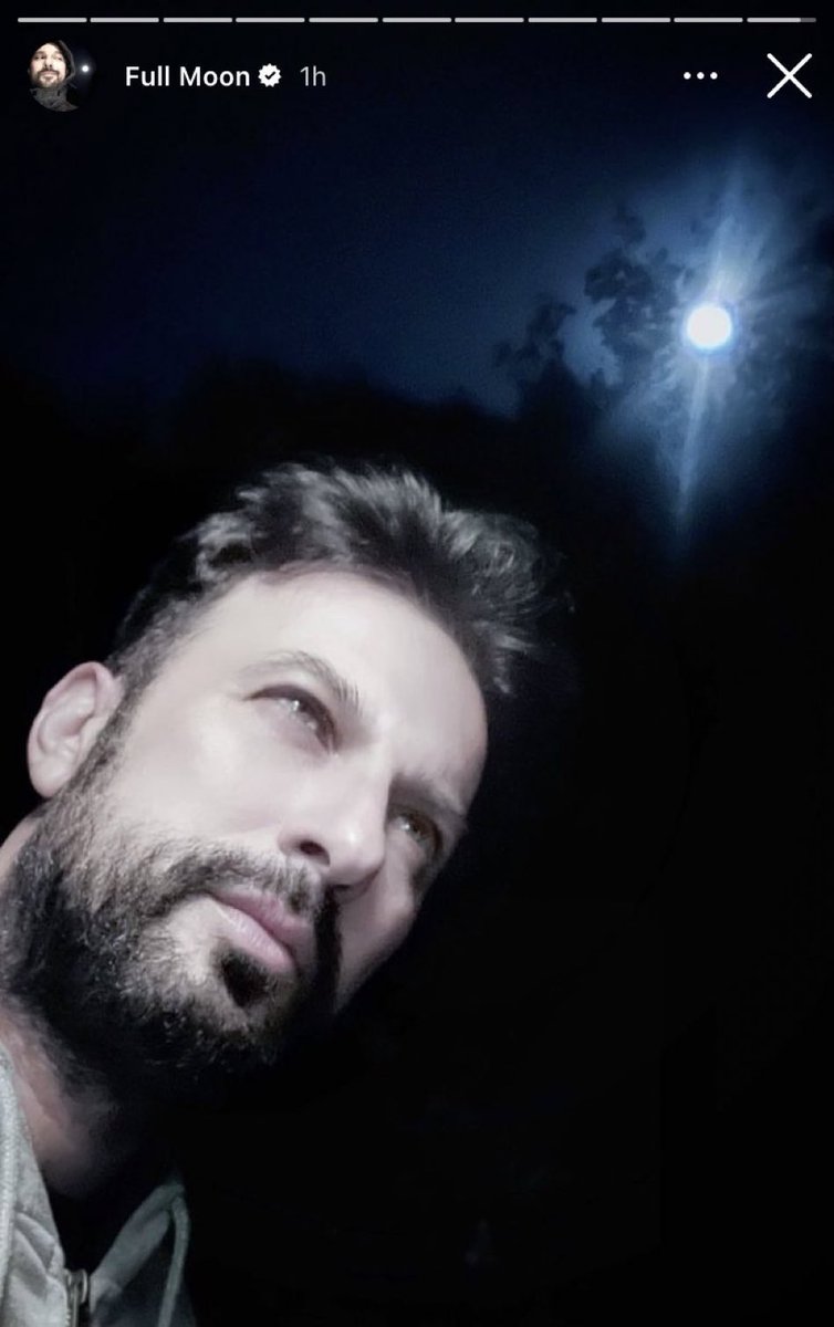 Hic beklemedigin zamanda oluyo dedikleri icin beklemiyomus gibi yaparken me