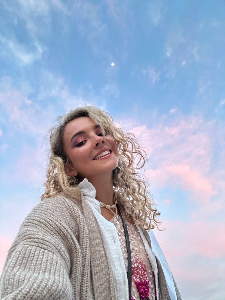 MyFemdomRules on Twitter: "RT @mollyspoilme: Goddess