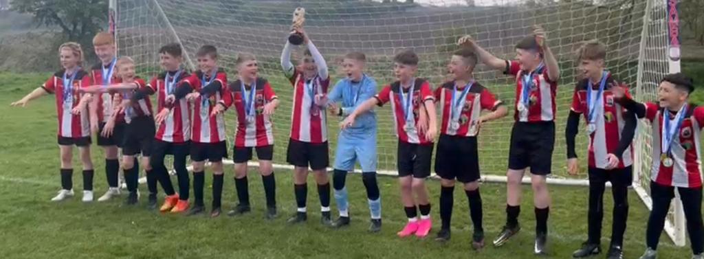 Ladies and gentlemen I give you our Under 12 Leipzig team who have won the prestigious Filey tournament without conceding a single goal 🏆🏆🏆well done to all involved 👏🏻👏🏻#OneTownOneClub