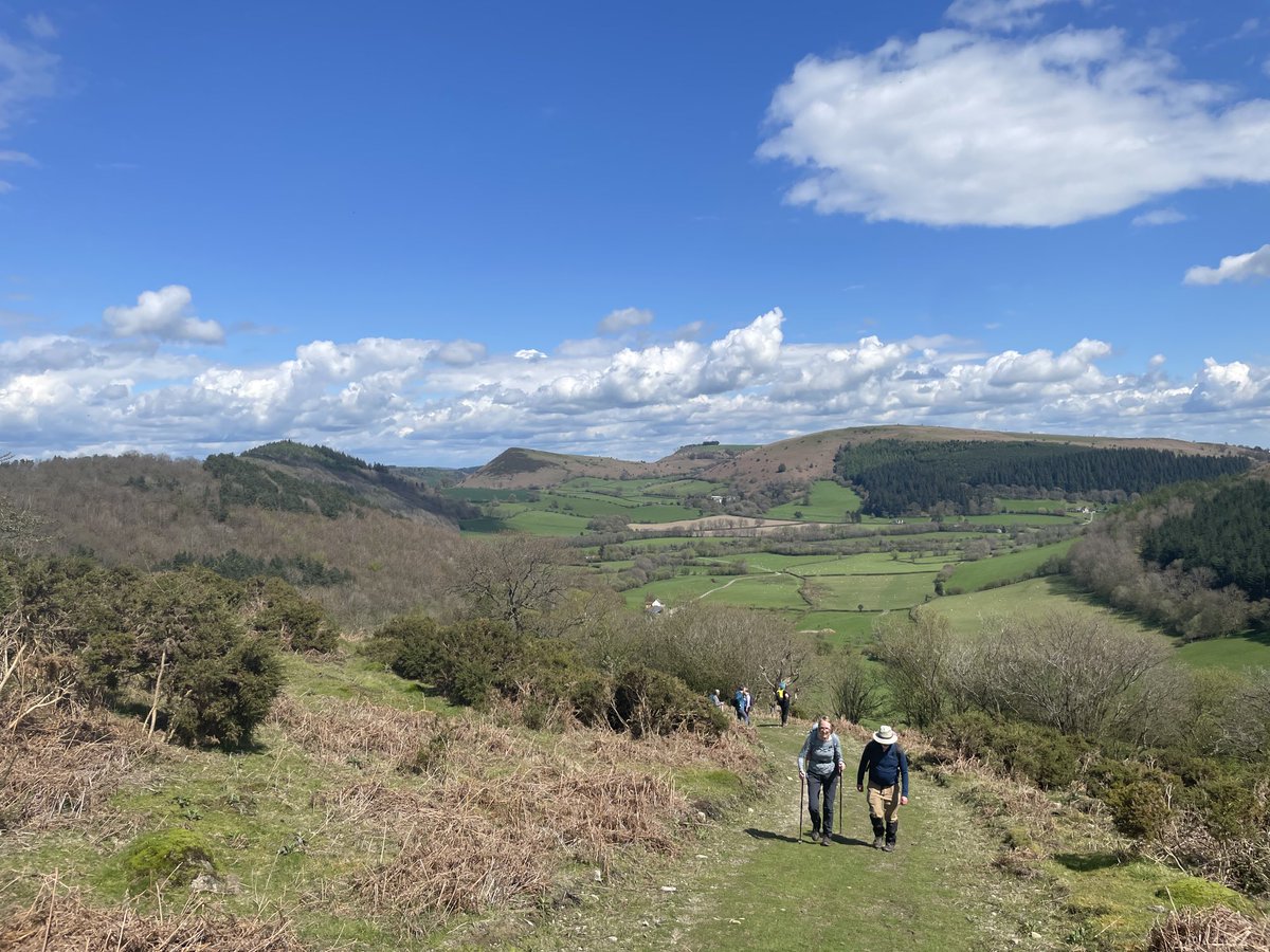 tomhfisher's tweet photo. Great day on the hills of Kington ⁦@WalkersrWelcome⁩ with Leadon Vale ⁦@RamblersGB⁩ https://t.co/EQjcQkhQoa