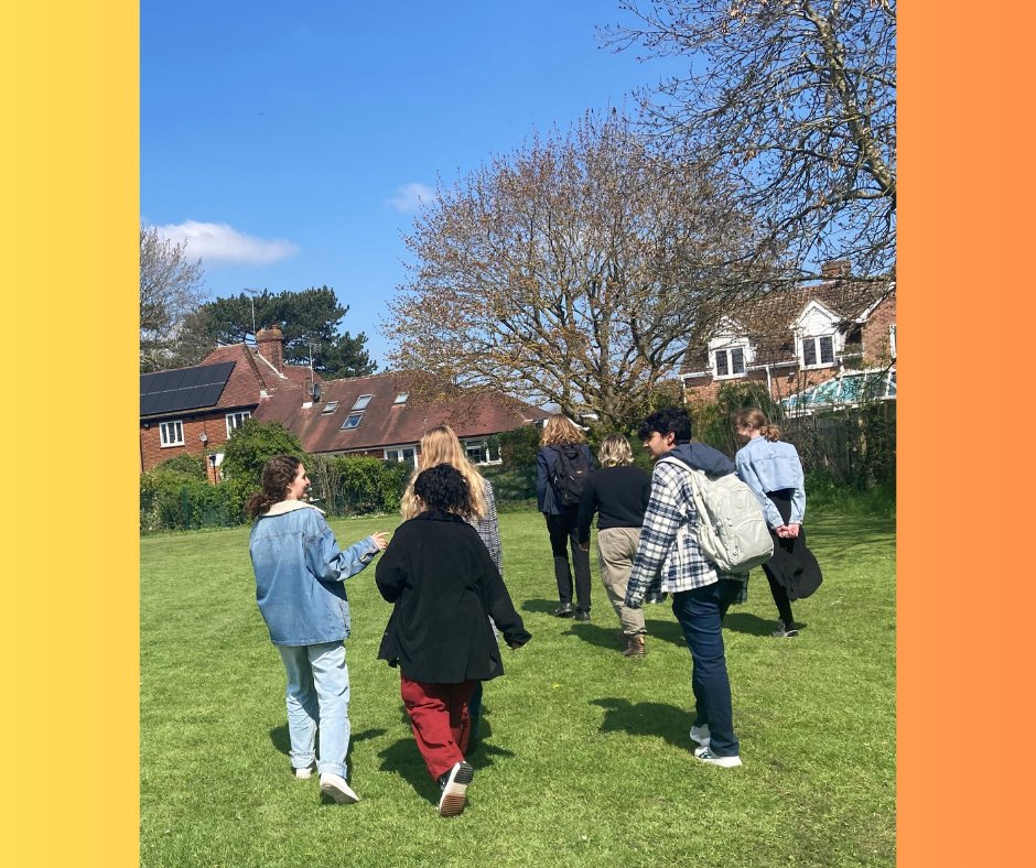 angloeuropean73's tweet photo. 🚶♂️🚶♀️ Students took part in a sponsored walk, walking a total of 26.1km, which is the same as walking to Braintree!
A special shout-out to Year 10 student, Louie for giving up his lunchtime to run a total of 13 laps of the field!🏃🏃
#Anglofamily #RaiseAndGiveWeek #SponsoredWalk https://t.co/3UGuJ3elVa