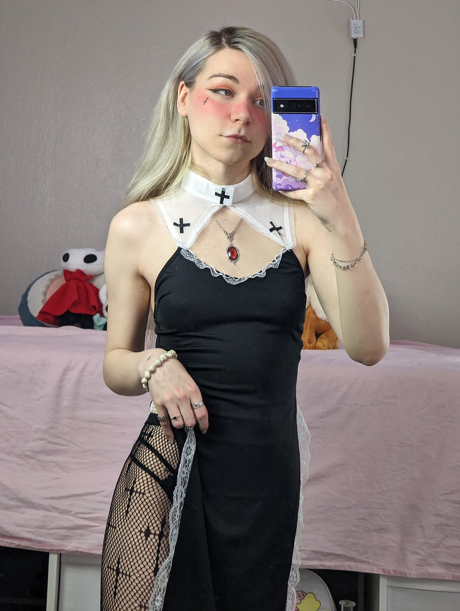 Tgirlz 20K on Twitter: "RT @oncloud_e: the dangerous transexual the