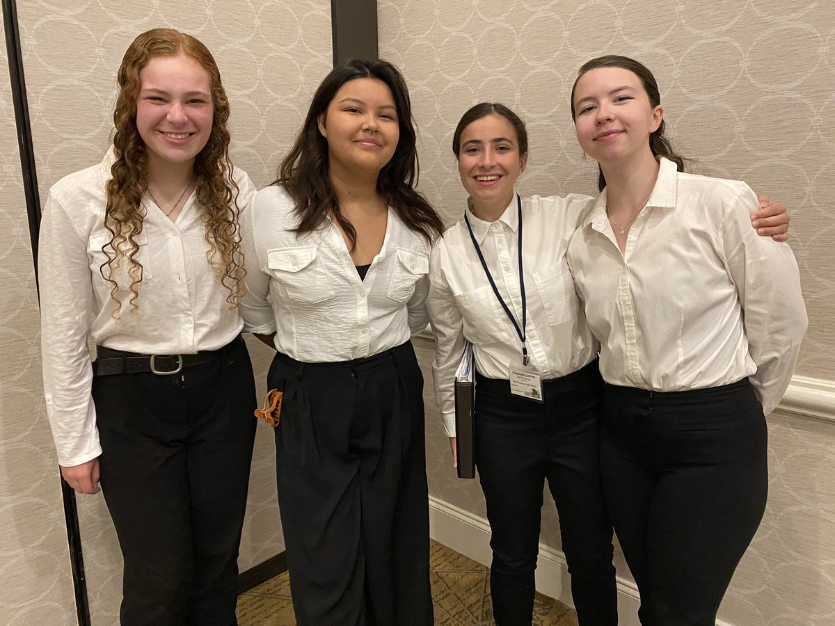 West Po Chorus tweet media