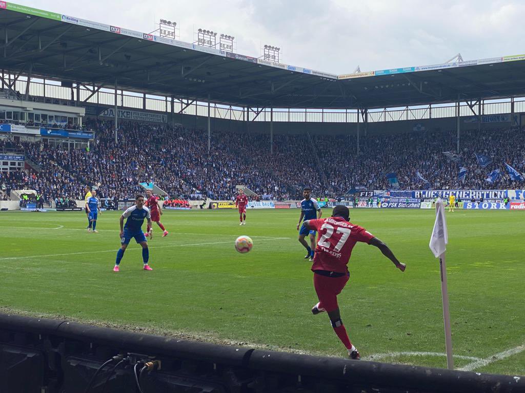 rollenderhsvfan's tweet photo. 2. Bundesliga: 1.FC Magdeburg gegen Hamburger SV (3:2)
#fussball #hsv #nurderhsv #hamburgersv #hamburg #fcmagdeburg #auswärtsspiel #stadion #2bundesliga #mdccarena #sonntag #wochenende #fcmhsv #bilder #fotos #groundhopper #groundhopperapp #futbology #rautenfranz https://t.co/eZhFQuG8PV