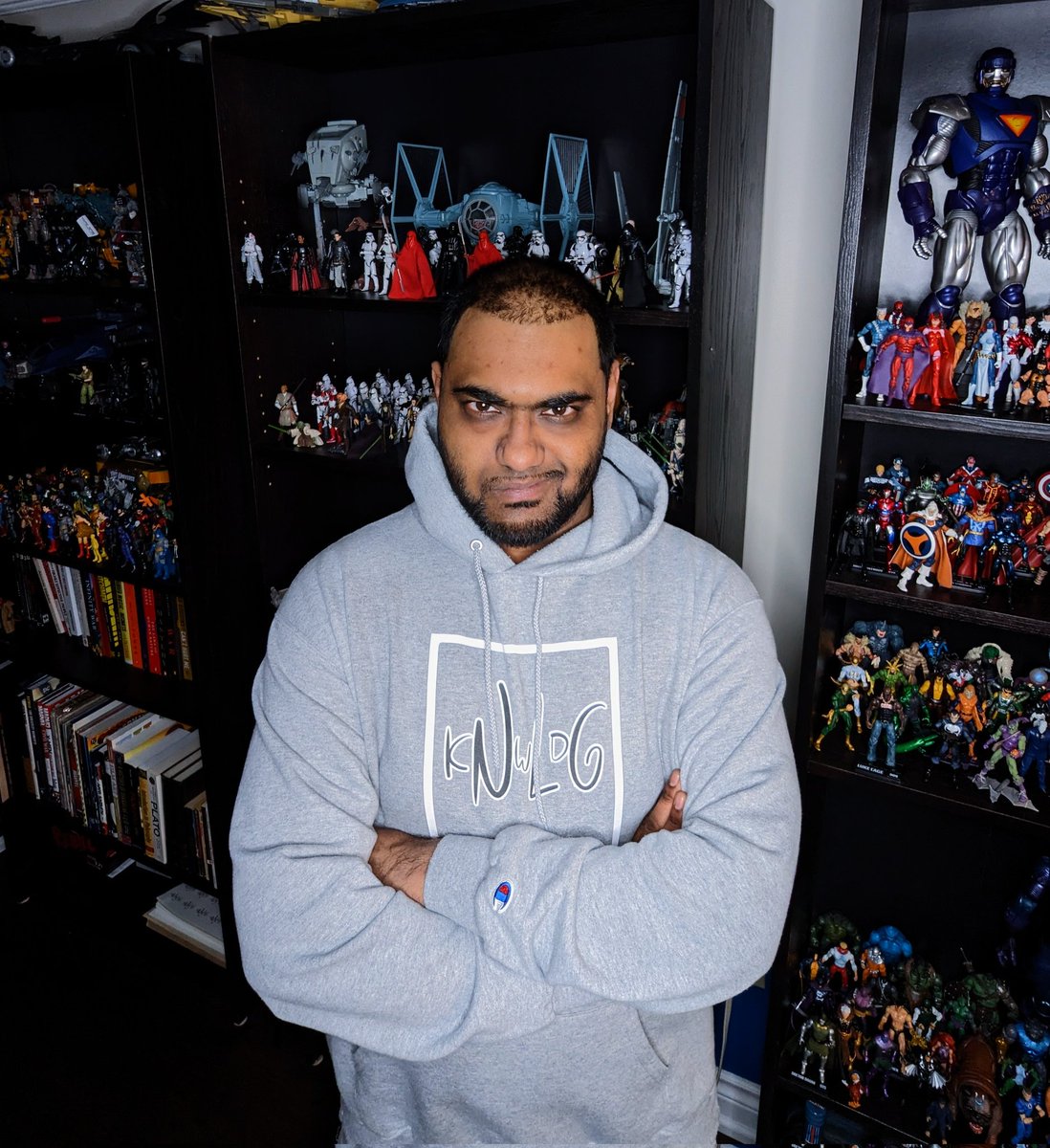 SpadeTheShadow's tweet image. See y'all at The Kavern in Welland, ON TONIGHT! Doors Open at 8PM. Cover is FREE ♠️ #hiphop #livehiphop #boombap #indiehiphop #repunderground #torontohiphop #torontorapper #canadianmusic #canadianhiphop