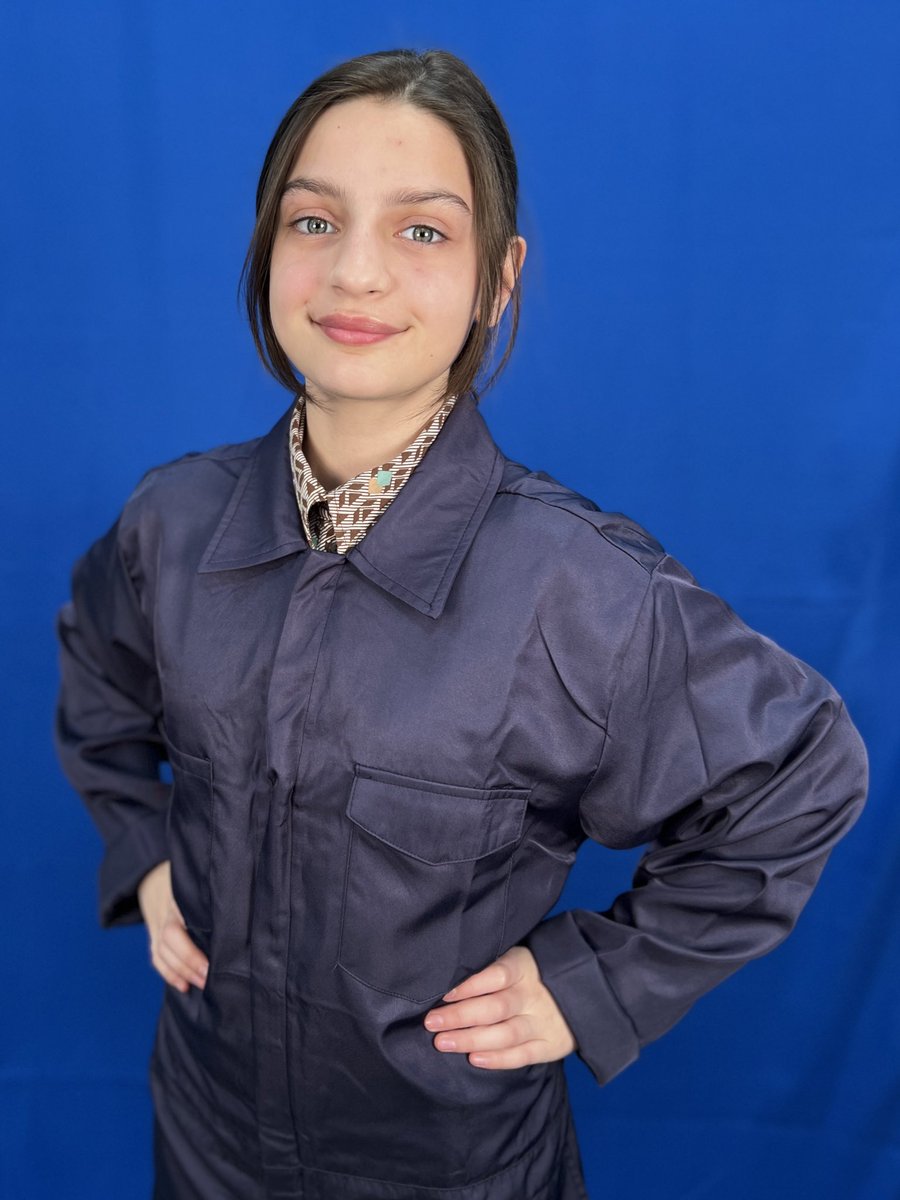 JJHSingsBuda's tweet photo. #CountdowntoCurtainsUp means it’s time for #CastSpotlights Today we’re showcasing Abby as the best mechanic in town, Natalie! “My favorite part of playing Natalie is being able to sing fun songs &amp; speaking out any lines that will give the audience a good laugh.” @Woodridge68 https://t.co/9aXwj7XqMm