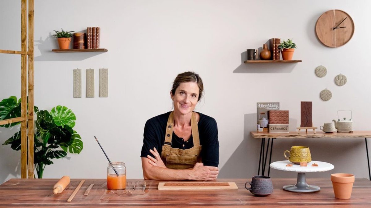 AlbertaUArts's tweet photo. Sarah Pike (BFA '98, Ceramics) recently filmed an online ceramics course in Spain and launched it on Domestika. The online course focuses on the creation of stamps for textured
ceramics.

https://t.co/dyjvro0np7

#auarts #weareauarts #auartsalumni #ceramics #stampmaking https://t.co/rANvIZeth2