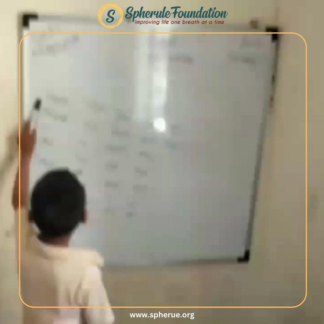 SpheruleNGO's tweet image. Access to quality education via free community classes can impact students and their learning!
In this video we can see, the student is making progress and is able read English words!
#SpheruleFoundation #Spherule #CommunityClasses #QualityEducation
