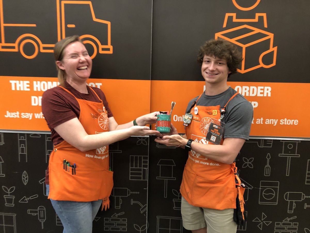 Robin Leonard tweet media