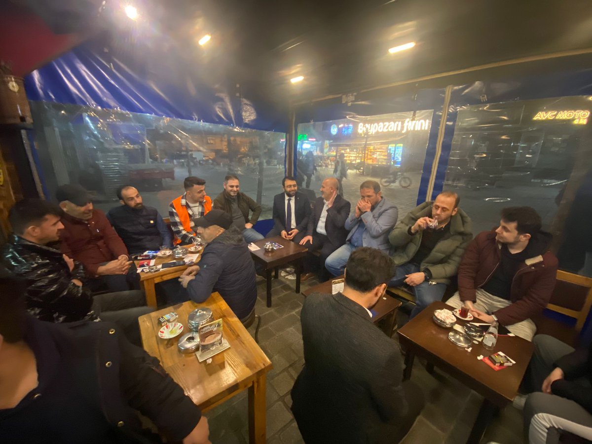 📍<a href="/AK_Parti_GOP/">AK Parti Gaziosmanpaşa</a> Teşkilatımızla birlikte,Serhat  çay ocağında değerli komşularımız ile buluştuk, sohbet ettik.

Cumhurbaşkanımız <a href="/RTErdogan/">Recep Tayyip Erdoğan</a> ‘ın selamlarını ilettik.

Aziz Milletimizin huzurundayız.🙏

#DoğruZamanDoğruAdam
#DoğrusuAkParti
#TürkiyeYüzyılı 🇹🇷