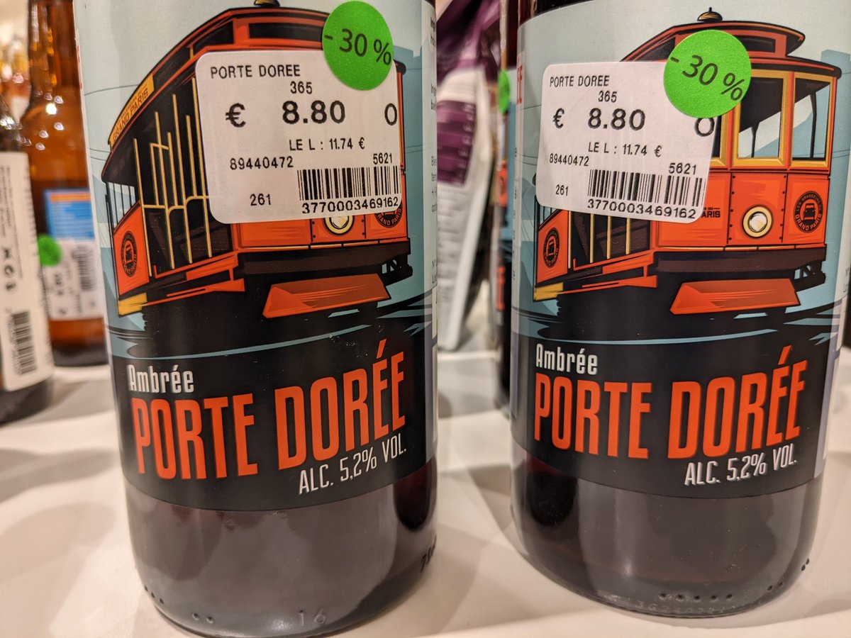 TOPARIS1's tweet photo. Si tu as soif, il y a #PorteDoree 😅 https://t.co/eTu2UbtVFc