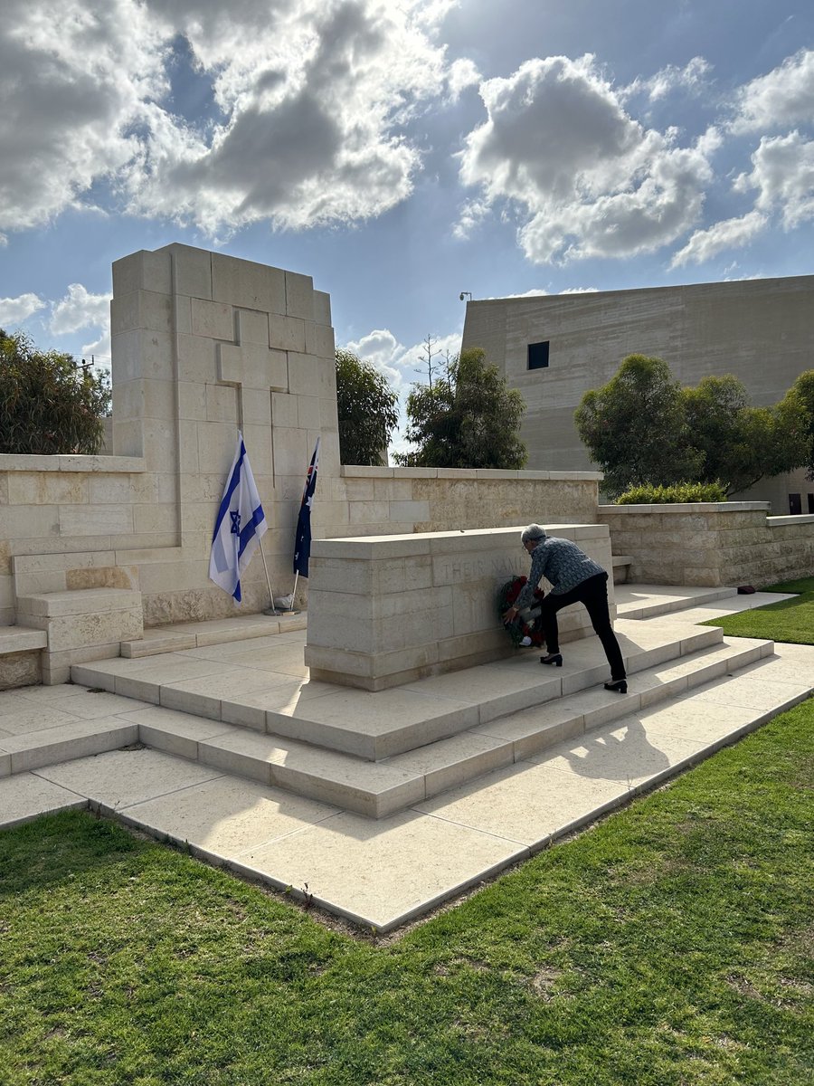 Governor of Victoria tweet media