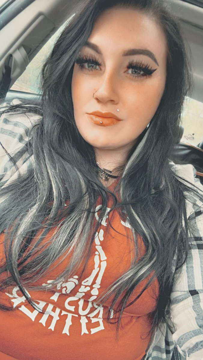 rachhofhellfire's tweet photo. WYCFMRN ?!
#nsfw #nsfwaccount #bibabe #alternativevibes #dommemommy #fwb https://t.co/xlOugimoTX