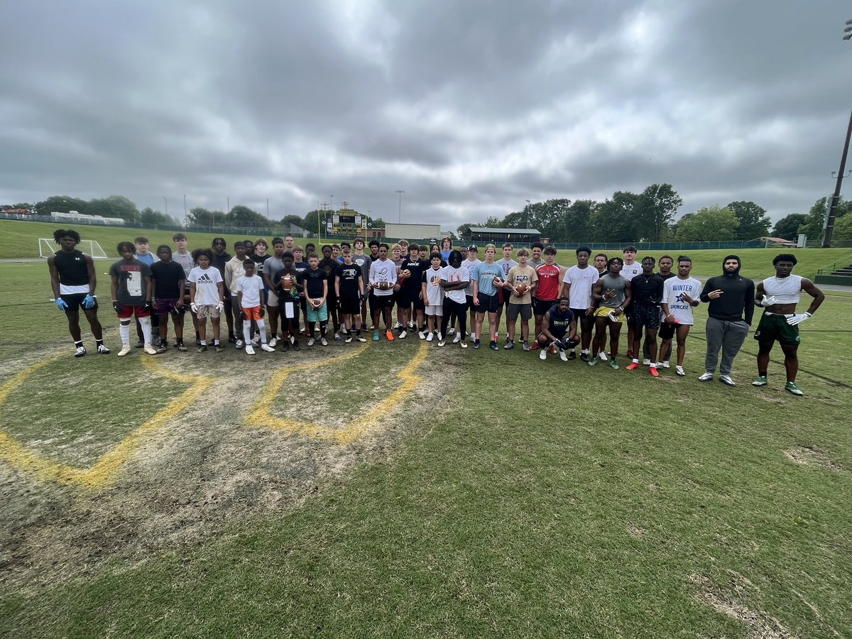 Thanks to a great group at our QB/WR camp in Shelby at Crest High School! Lots of talent on the field!!