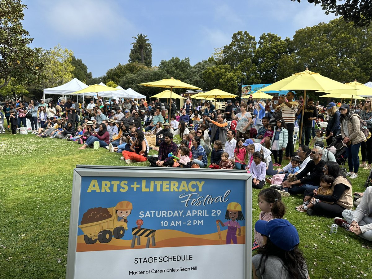 Airport2Park's tweet image. Going on NOW Saturday until 2pm! Annual Arts &amp;amp; Literacy Festival. Virginia Avenue Park, Santa Monica, Storytime Stage, music, dance and more. #ParksAreEssential #ParksAreForEveryone #MoreParks