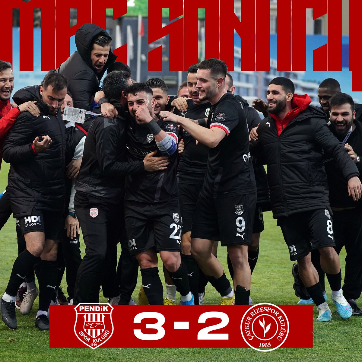 PendiksporK's tweet photo. Söke söke 3 puan bizim! 🔴⚪

🔚 Maç Sonucu | #PENvRİZE 3:2 https://t.co/2GuQXeDJho