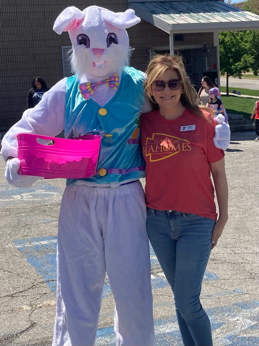 swan_darcy's tweet photo. Healthy Kids Day events happening now at Linwood YMCA! #community #knowyourY @KansasCityYMCA https://t.co/hD4DdOgEN5