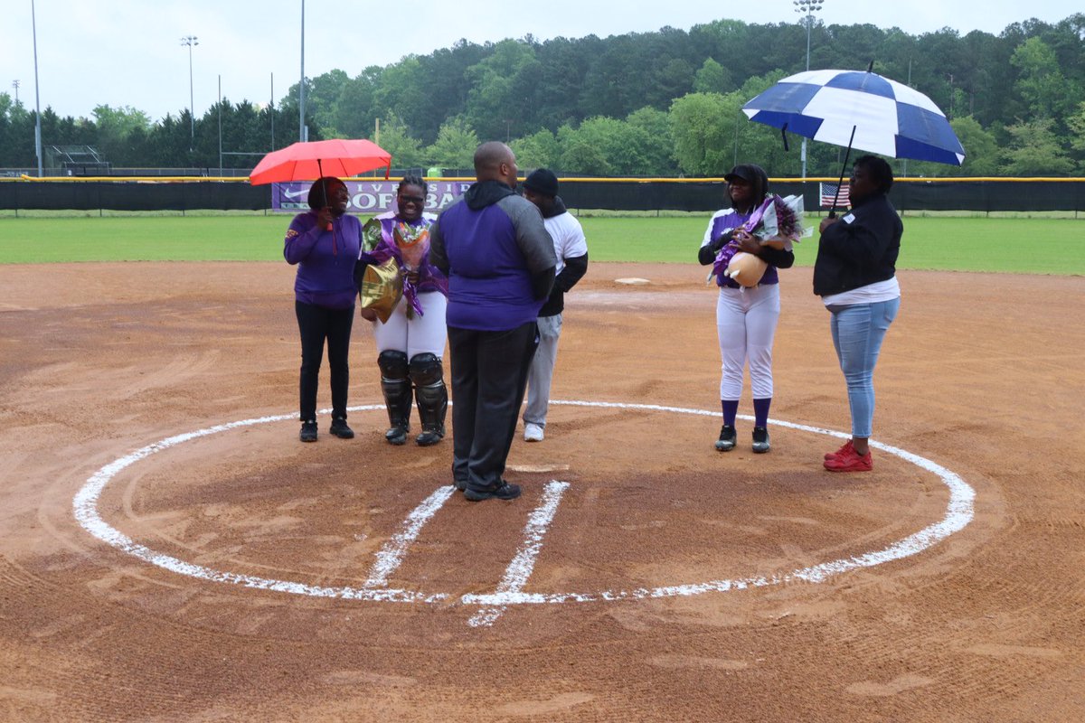 Riverside Softball tweet media