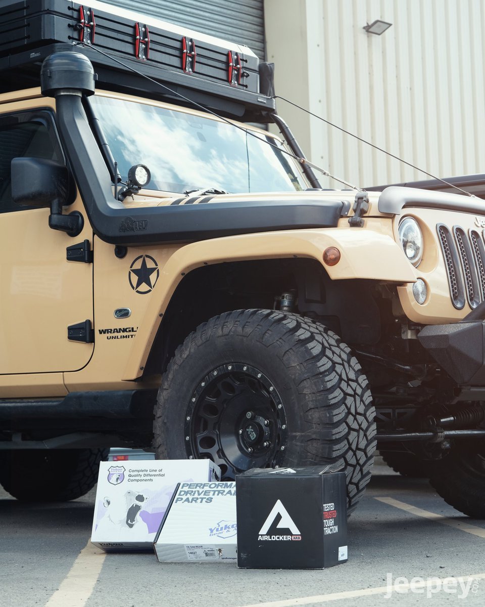 jeepeycom's tweet photo. JK 2.8 CRD gets a Yukon 4.10 ratio axle regear with front and rear ARB diff locks, front axle truss &amp; gussets, ARB underseat compressor. Teraflex HD ball joints and Chromolly shafts. 

#wrangler #yukongearandaxle #arblockers #jeepjk #jkusquad #jeepey #jeepuk https://t.co/PDQgVLMB1O