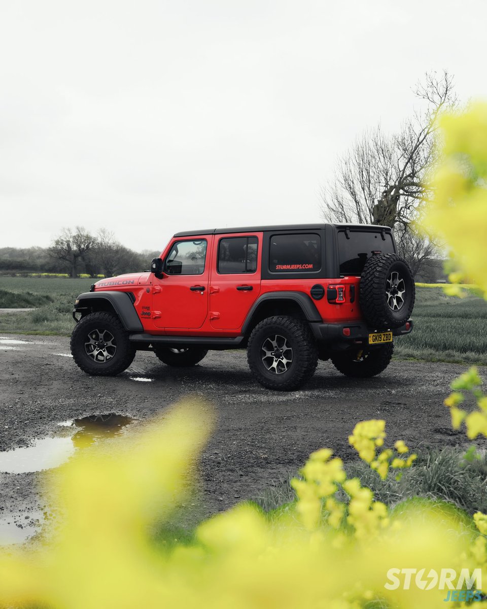 Storm Jeeps tweet media
