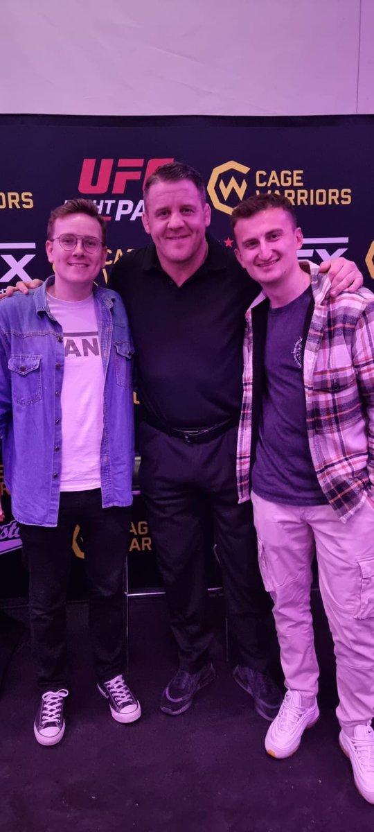 PeeJayEm94's tweet photo. @CageWarriors The GOLD STANDARD @marcgoddard_uk 💚 https://t.co/9t6v5Ky9Rv
