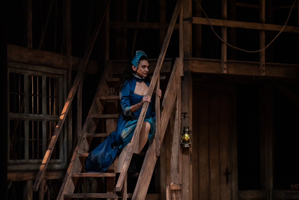 EMILIA Teatro tweet media